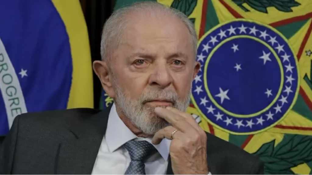 Lula passa por cirurgia